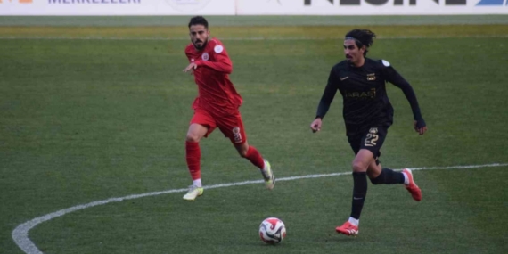 TFF 2. Lig: Karaman FK: 1 - Kastamonuspor: 2