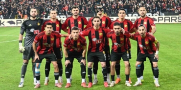 TFF 3. Lig: Eskişehirspor: 3 - Karşıyaka: 0
