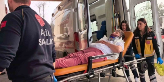 Tır ile karavan çarpıştı: kadın sürücü yaralandı