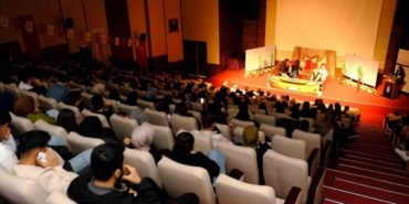 TOGÜ öğrencileri toplumsal rolleri sahneye taşındı