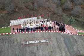 Tokat’ta 16 yıl önceki terör saldırısında şehit olan 7 asker anıldı