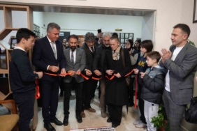 Trafik kazasında hayatını kaybeden öğrencinin adı okulundaki kütüphanede yaşatılacak