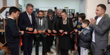 Trafik kazasında hayatını kaybeden öğrencinin adı okulundaki kütüphanede yaşatılacak