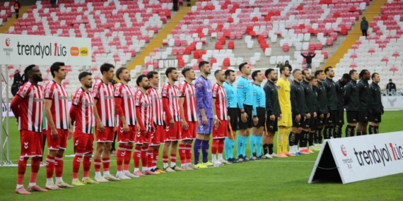 Trendyol 1. Lig: Özbelsan Sivasspor: 1 - Çorum FK: 1