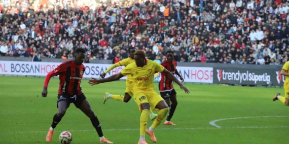 Trendyol Süper Lig: Gaziantep FK: 0 - Göztepe: 1 (Maç sonucu)