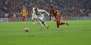 Trendyol Süper Lig: Göztepe: 0 - Trabzonspor: 0 (İlk yarı)