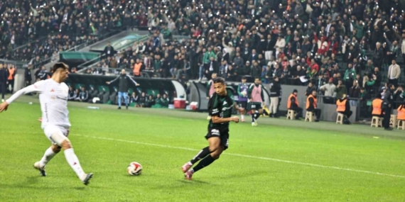 Trendyol Süper Lig: Kocaelispor: 2 - Antalyaspor: 1 (Maç sonucu)