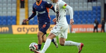 Trendyol Süper Lig: RAMS Başakşehir: 0 - Gaziantep FK: 0 (Maç devam ediyor)