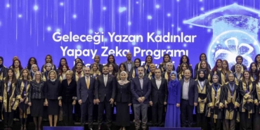 Turkcell’in ‘Geleceği Yazan Kadınlar Yapay Zekâ Projesi’ mezunlarını verdi