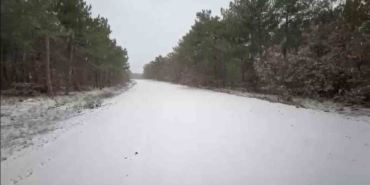 Türkmendağı etekleri beyaza büründü