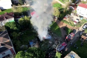 Tuzla’da gecekonduda yangın: Alevler gökyüzünü kapladı