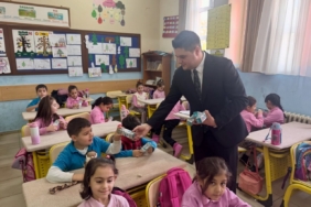 Ülkü Ocakları’ndan Nazilli’de öğrencilere ağız ve diş sağlığı desteği