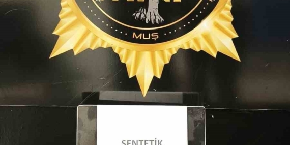 Uygulama noktasında uyuşturucu darbesi: 30 milyon TL’lik uyuşturucuyla yakalandı