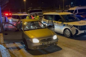 Uygulama yapan polise çarpıp, kaçan şahıs tutuklandı