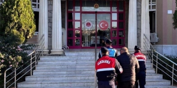 Uyuşturucu suçundan aranıyordu, Didim’de yakalandı