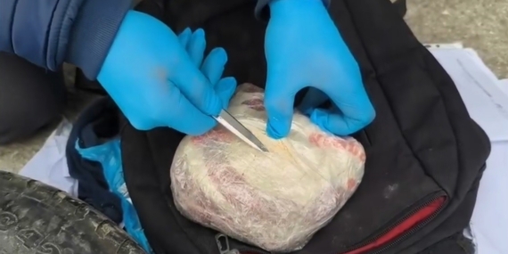 Uyuşturucu tacirlerine geçit yok! Erzincan’da 1 kilo 51 gram kokain ele geçirildi