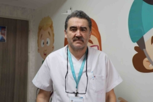 Uzm. Dr. Çoban, "Anne sütü çocuklarda aşı görevi görmektedir"