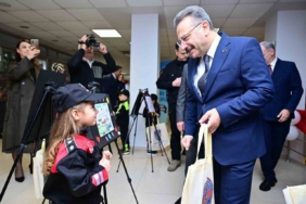 Vali Aksoy: "Teknoloji bağımlılığı giderek artan bir sorun haline geliyor"