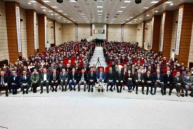 Vali Aydoğdu: "Bilgi her yerden öğrenilir, irfan rehberlikle kazanılır"