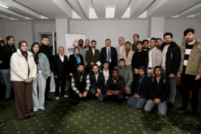 Vali Çiftçi, Uluslararası öğrencilerle biraraya geldi