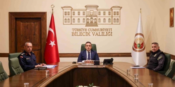 Vali Sözer, Yeni Yıl Tedbirlerine İlişkin Hazırlık ve Koordinasyon Toplantısı’na katıldı