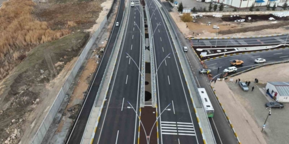 Van trafiğine nefes: Çevre yolunun 28 kilometrelik 2 etabı açılıyor