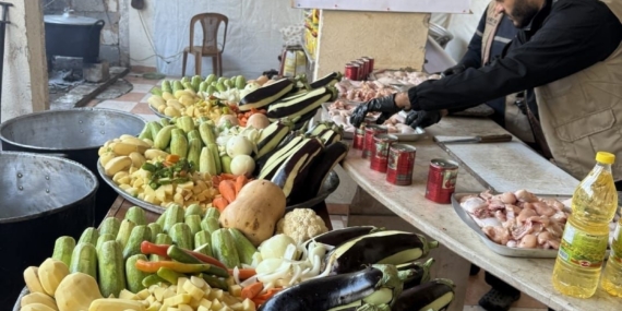 Vatan Sevdalıları Vakfı’ndan Gazze’ye yardım eli