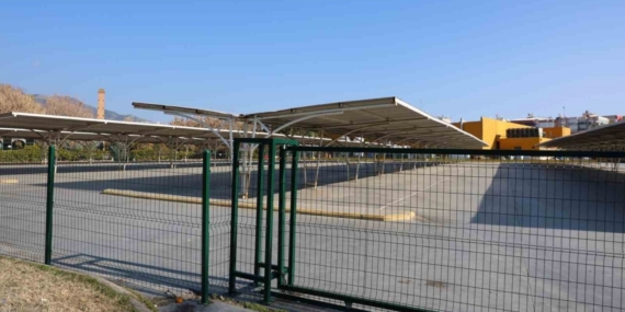 Vatandaşın ücretsiz kullandığı otopark kapatıldı