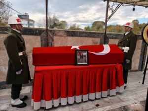 Vefat eden Ordulu Kıbrıs gazisi son yolculuğuna uğurlandı