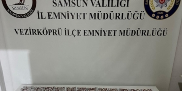Vezirköprü’de araçta bin 308 adet uyuşturucu hap ele geçirildi