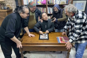 Yaklaşık 40 yıldır arkadaş olan karikatüristler