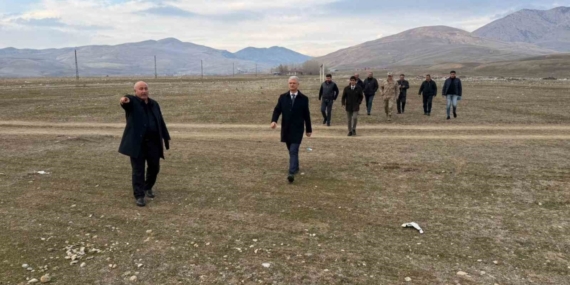 Yaygın beldesine sentetik çim yüzeyli futbol sahası yapılacak