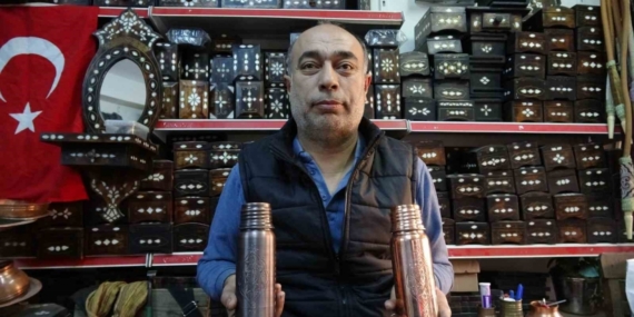 Yeni model bakır su mataraları büyük rağbet görüyor