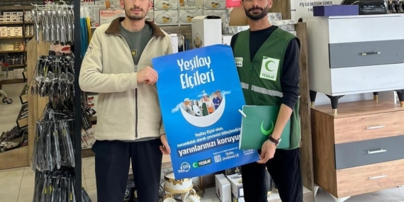 Yeşilay gönüllülerinden bağımlılıkla mücadele çalışması