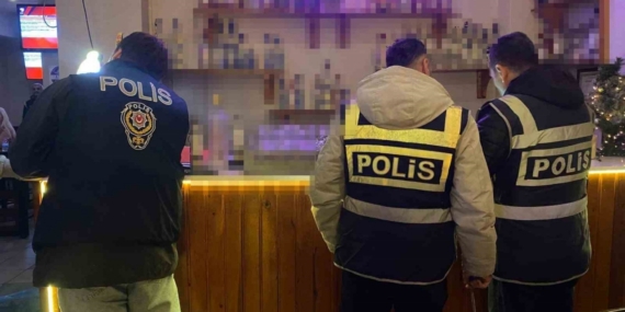 Yılbaşı öncesi, Bursa polisinden eş zamanlı sahte alkol denetimi