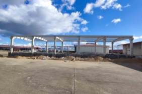 Yıllık 5 milyon kutu kedi-köpek maması üretim kapasitesine sahip olacak tesisinde çalışmalar sürüyor