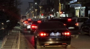 Yüksekova’da trafik çileye döndü