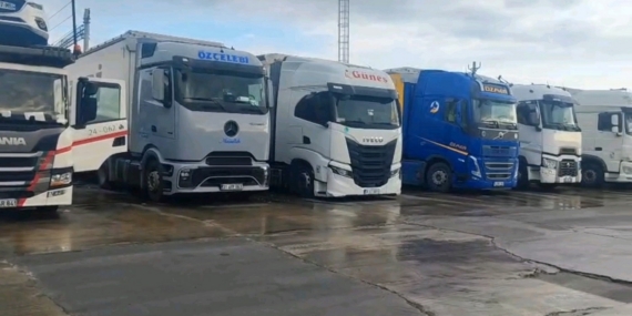 Yunanistan’daki çiftçi grevi sınır kapılarını felç etti: İpsala ve Kipi’de tır geçişleri durdu