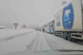 Zonguldak-Ankara yolunda trafik kilitlendi