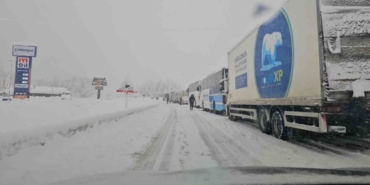 Zonguldak-Ankara yolunda trafik kilitlendi