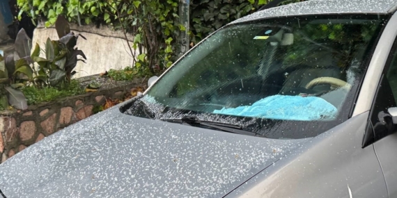 Zonguldak’ta ceviz büyüklüğünde dolu yağdı