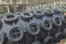 Zonguldak’ta köprüyü tehdit eden dev cisme itfaiye müdahalesi