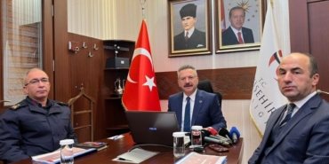 25 yıllık Vali Hüseyin Aksoy’dan veda konuşması