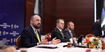 AK Parti Genel Başkan Yardımcısı Acar: "AK Parti olarak her zaman tarafsız bir şekilde gerçeği yansıtan gazeteciliğin yanında yer almayı sürdüreceğiz"