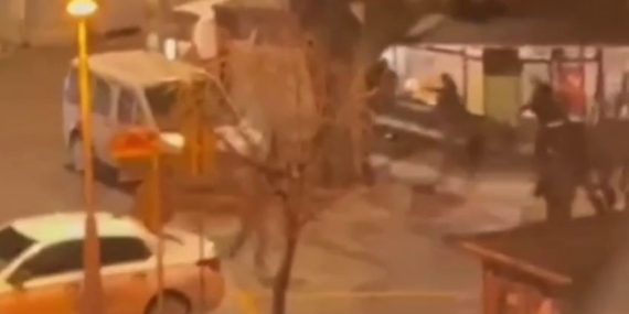 Alacak-verecek meselesi kanlı bitti: Göğsünden vurulan muhtar ağır yaralandı