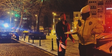 Alkollü sürücü polise dakikalarca dil döktü: "Ben polis olacak adamım, boyum da uzun"