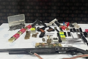 Amasya’da silah kaçakçılığı operasyonu: 5 ruhsatsız silah ve 600’den fazla fişek ele geçirildi