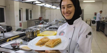 Amasya’nın yeni lezzeti ‘elmalı baklava’