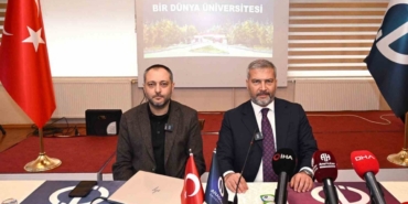 Anadolu Üniversitesi Rektörü Adıgüzel, basın mensuplarıyla buluştu