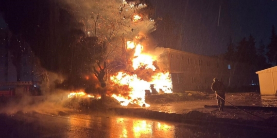 Antakya’da şantiyede korkutan yangın